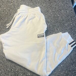 Adidas jogger sweat pants, men’s medium